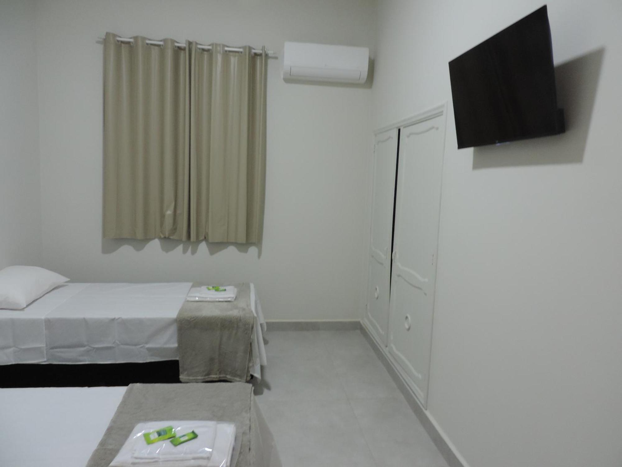 Sb Hospedaria Pousada Uberaba Eksteriør billede