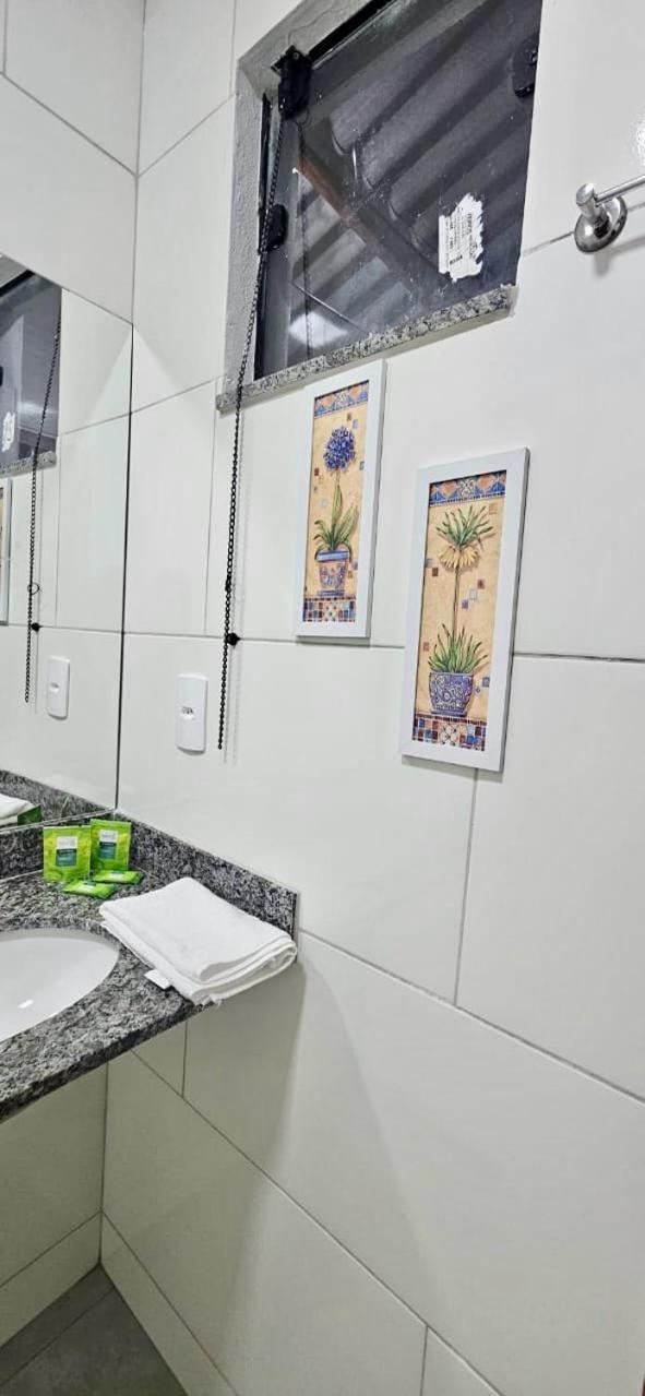 Sb Hospedaria Pousada Uberaba Eksteriør billede